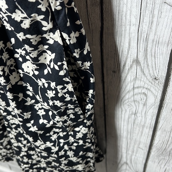 Old navy puff sleeve waist defined side cutout printed dress size 2X - Picture 8 of 14